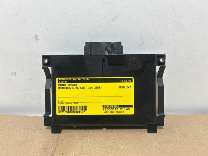 czujnik radarowy Mercedes E-Klasse