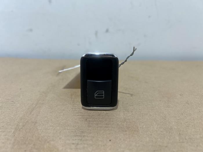Przelacznik elektrycznej szyby Mercedes E-Klasse