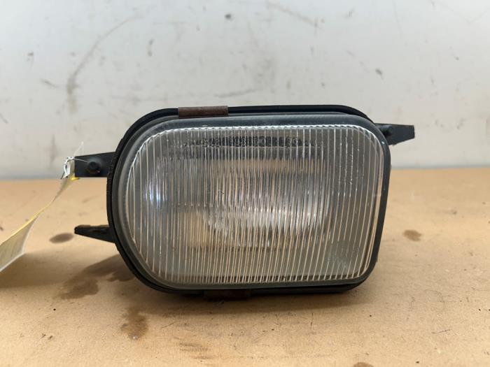 Luz antiniebla derecha delante Mercedes C-Klasse