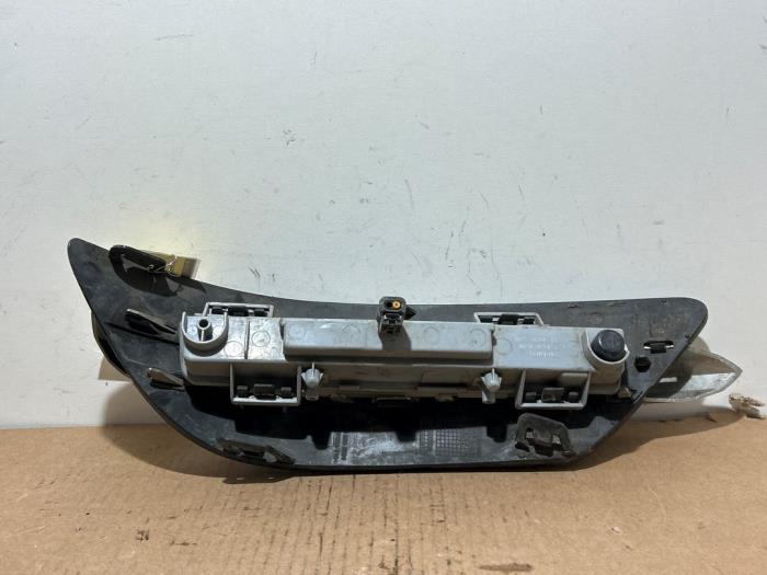 Bumperdeel links-voor Mercedes C-Klasse