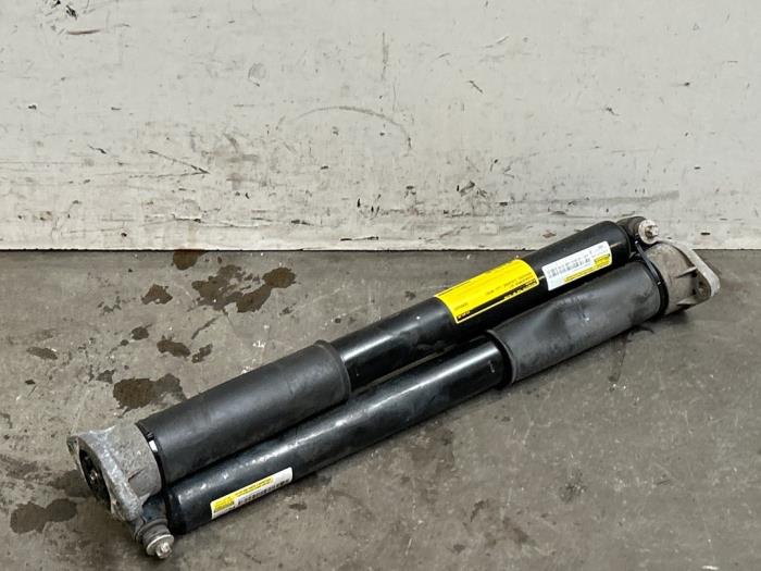 Zestaw amortyzatorów Mercedes C-Klasse