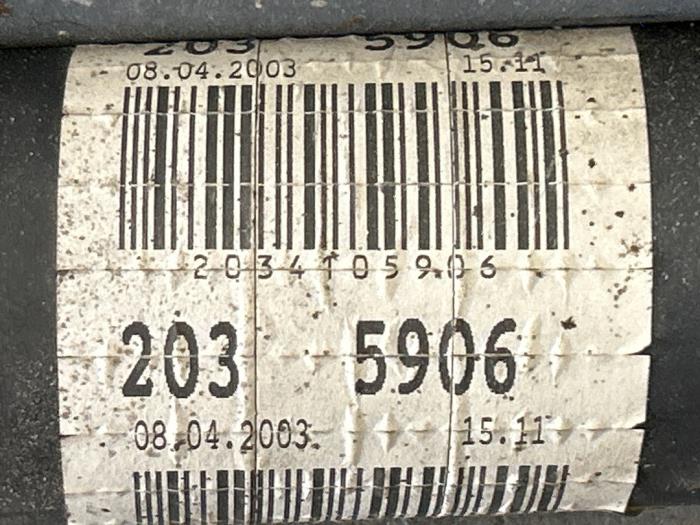 Tussenas Mercedes C-Klasse
