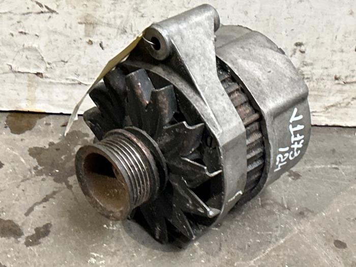 Pradnica Mercedes E-Klasse