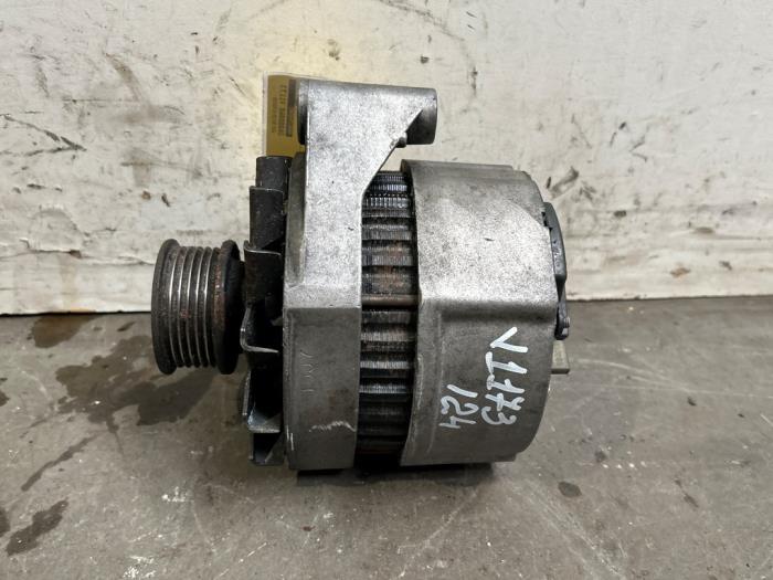 Dynamo Mercedes E-Klasse
