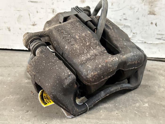 Pinza de freno derecha delante Mercedes C-Klasse