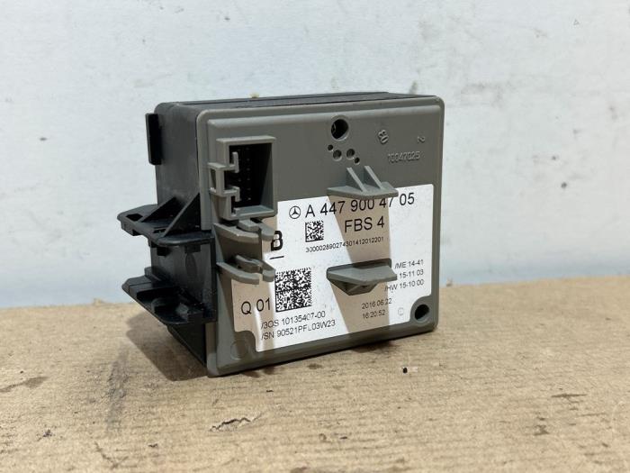 Elektronisch kontaktslot Mercedes Vito