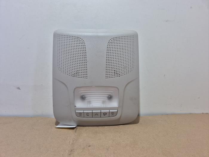 Eclairage intérieur avant Mercedes Vito