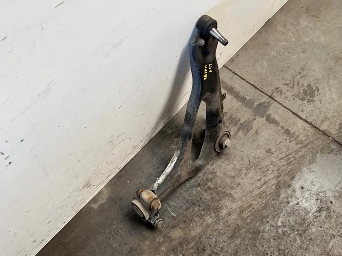 Wahacz zawieszenia lewy przód Mercedes Vito