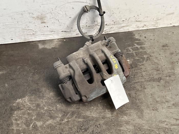 Bremszange links vorne Mercedes Vito