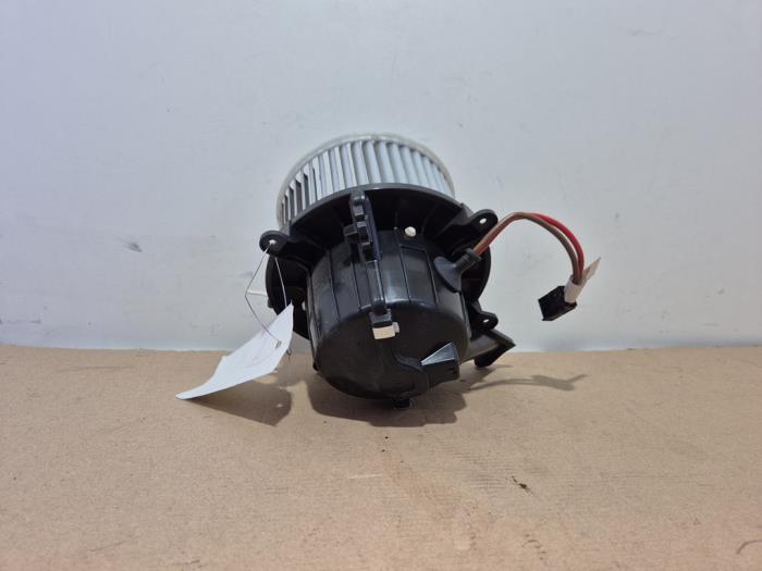 Kachel Ventilatiemotor Mercedes Vito
