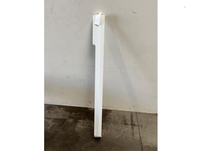 C-style sealing cover right Mercedes Vito