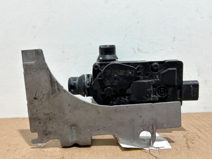 Electric heater valve Mercedes CLA
