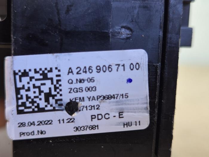 Fuse box Mercedes Vito