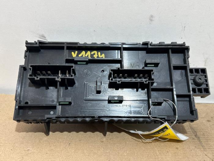 Fuse box Mercedes Vito