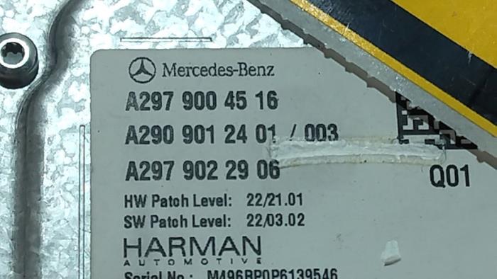 Módulo de radio Mercedes EQE