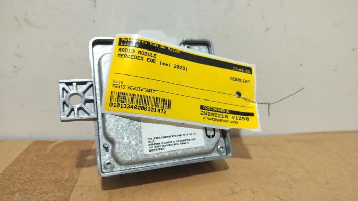 Módulo de radio Mercedes EQE