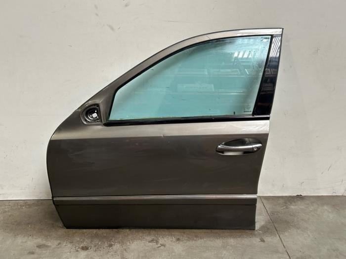 Tür 4-türig links vorne Mercedes E-Klasse