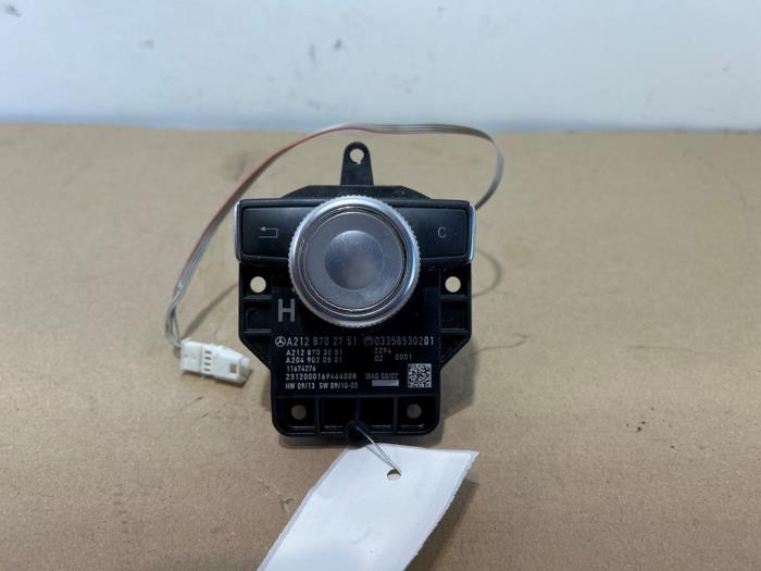 Sterowanie komputera pokladowego Mercedes E-Klasse