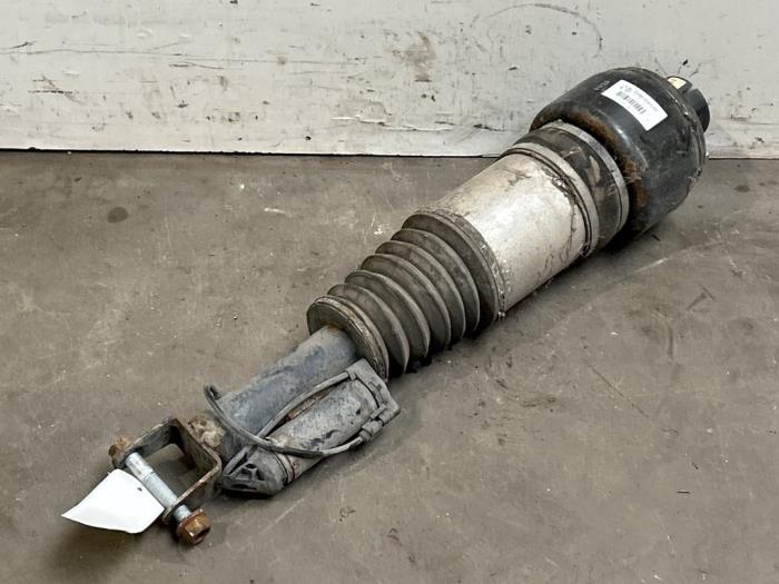 Amortiguador izquierda delante Mercedes E-Klasse