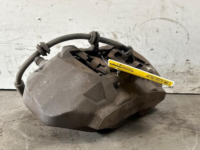 Remklauw (Tang) links-voor Mercedes GLC-Klasse