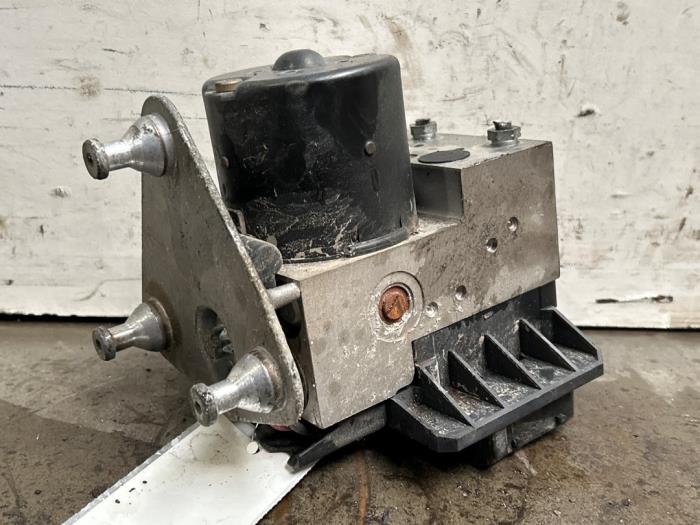 Bomba ABS Mercedes C-Klasse