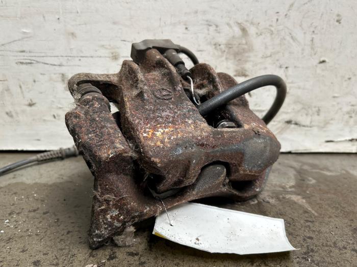 Remklauw (Tang) links-voor Mercedes C-Klasse