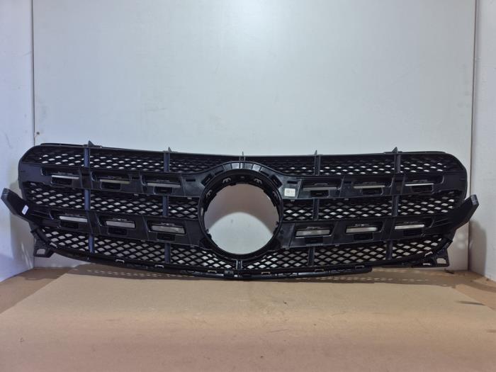 Grille Mercedes GLA