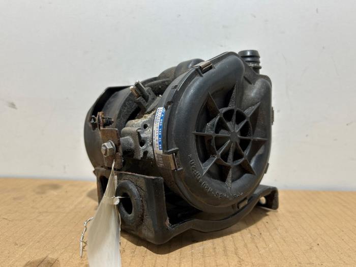 Bomba de aire de gases de escape Mercedes A-Klasse