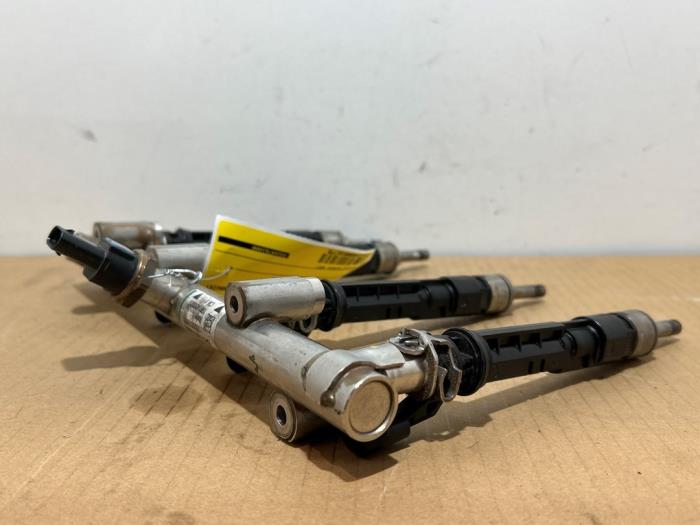 Dystrybutor paliwa Mercedes Vito