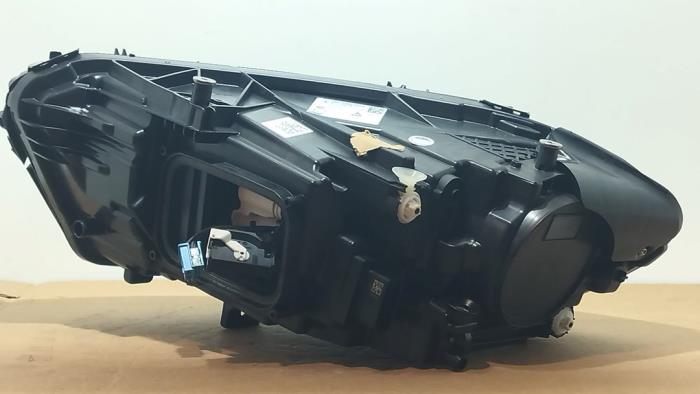 Faro derecha Mercedes A-Klasse