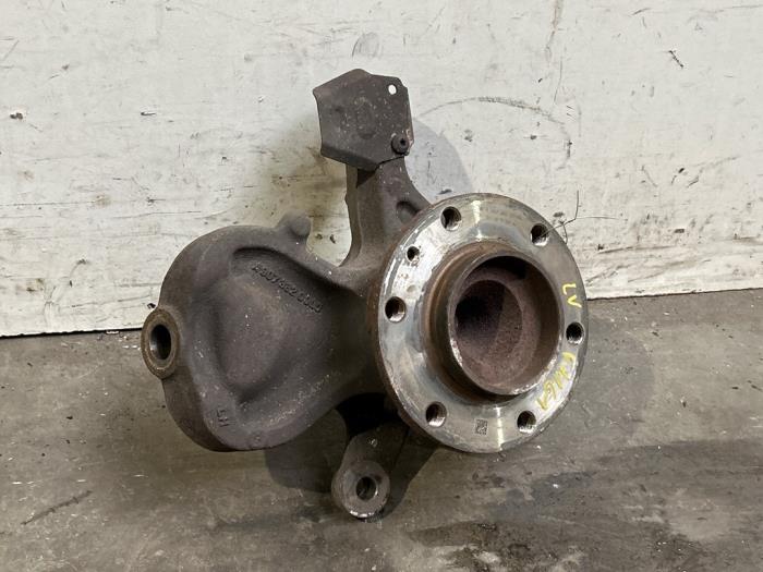 Achsschenkel links vorne Mercedes Sprinter