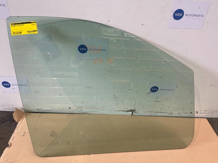 Ventanilla de puerta de 2 puertas derecha Mercedes Vito