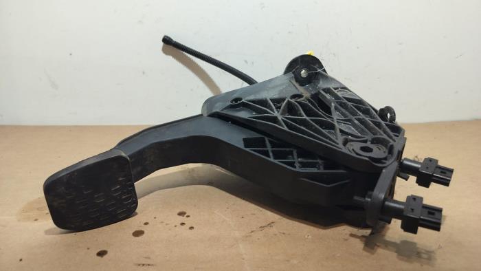 Pédale embrayage Mercedes Sprinter