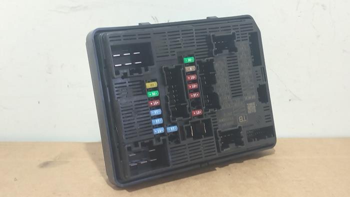 Skrzynka bezpieczników Mercedes T-Klasse