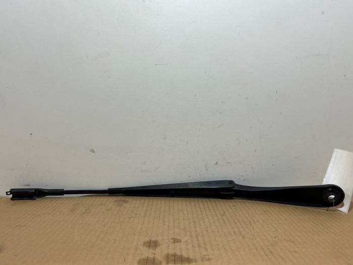 Brazo delantero de limpiaparabrisas Mercedes A-Klasse