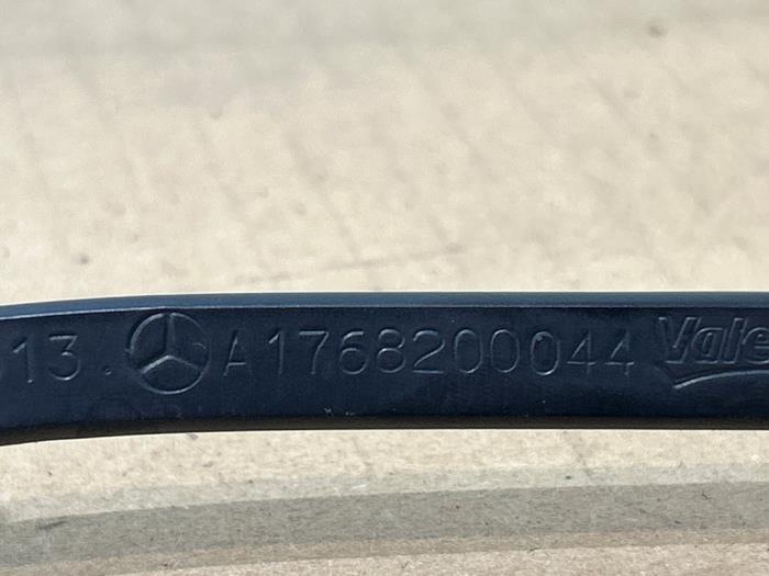 Brazo delantero de limpiaparabrisas Mercedes A-Klasse