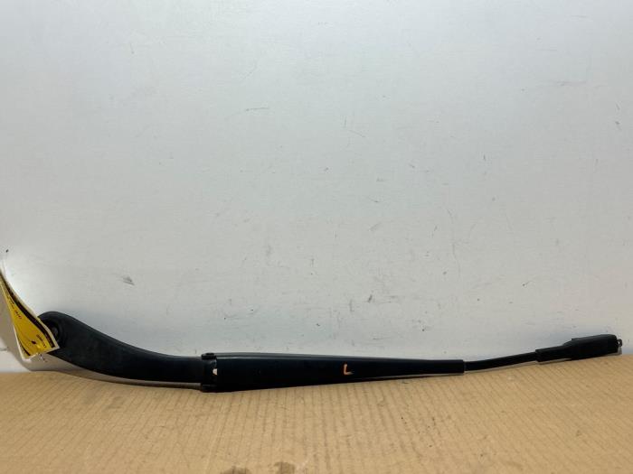 Ramie wycieraczki przedniej Mercedes A-Klasse