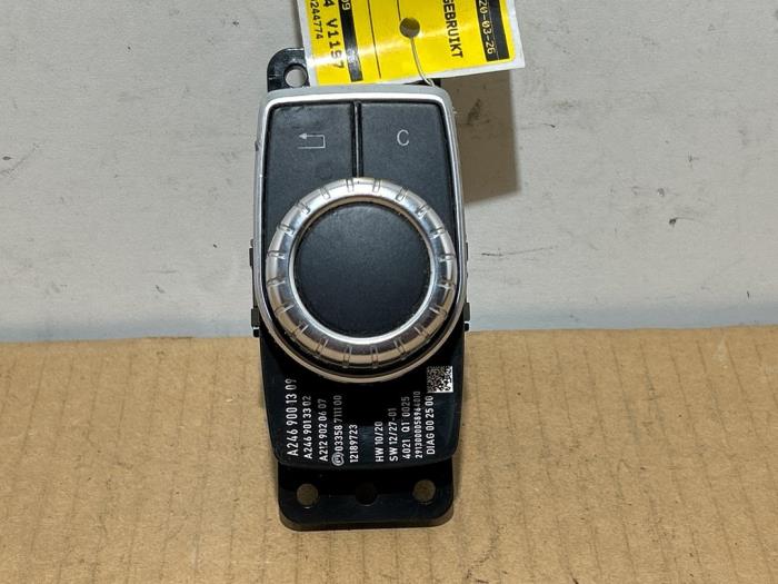 Sterowanie komputera pokladowego Mercedes A-Klasse