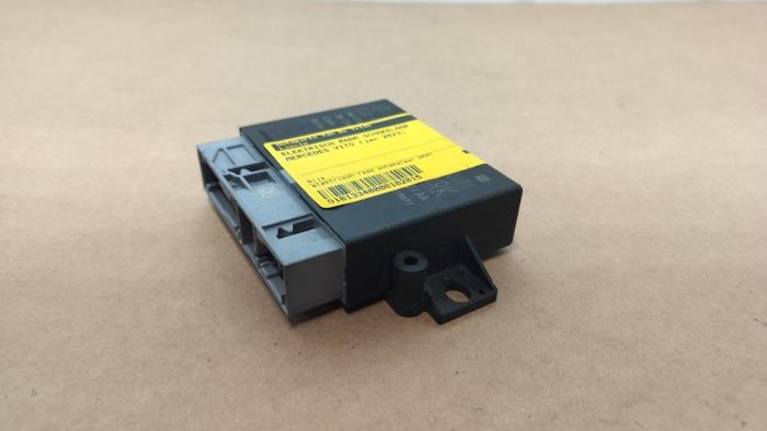 Przelacznik elektrycznej szyby Mercedes Vito