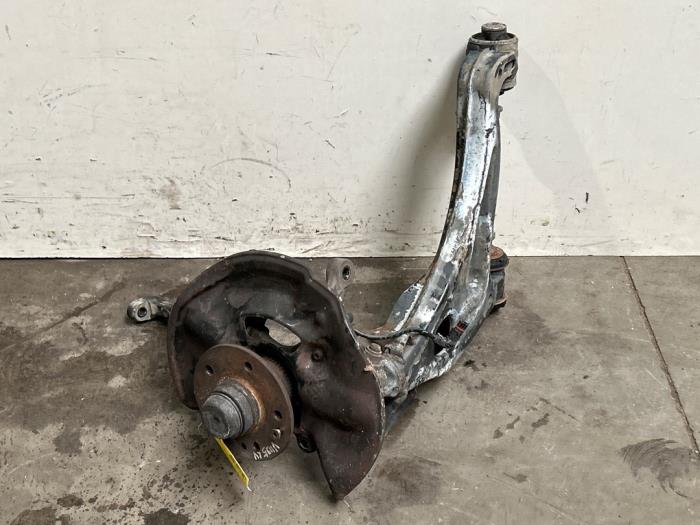 Achsschenkel links vorne Mercedes C-Klasse