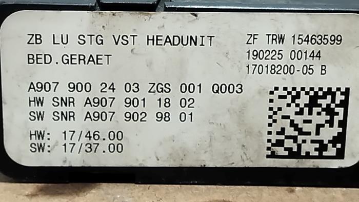 Radio control panel Mercedes Sprinter