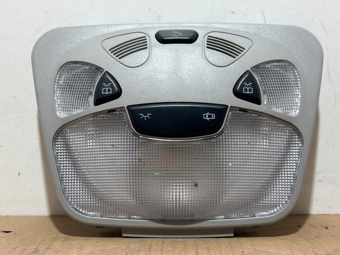 Eclairage intérieur avant Mercedes C-Klasse