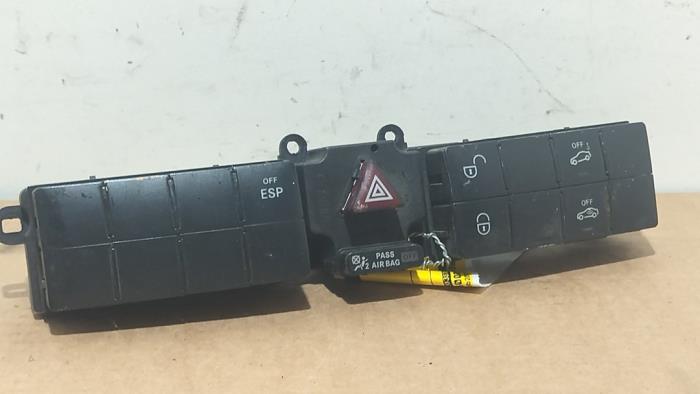 Interruptor de luz de pánico Mercedes C-Klasse