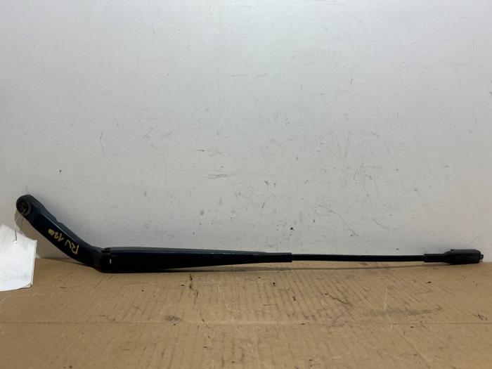 Ramie wycieraczki przedniej Mercedes Sprinter