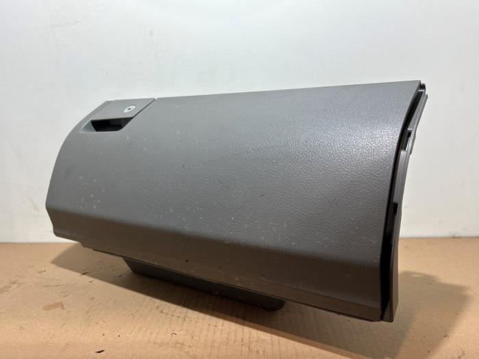 Guantera Mercedes Sprinter