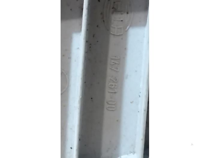 Luz antiniebla derecha delante Mercedes SLK