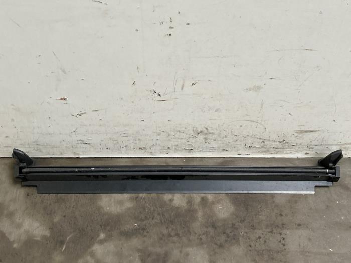 Persiana detrás Mercedes SLK