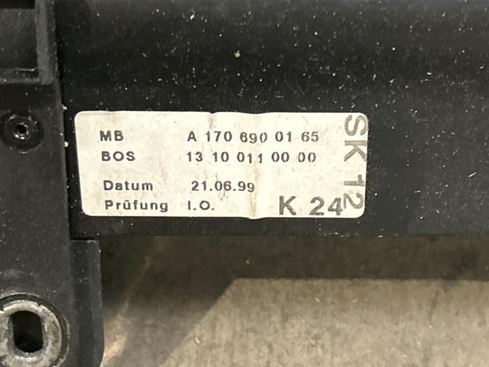 Persiana detrás Mercedes SLK