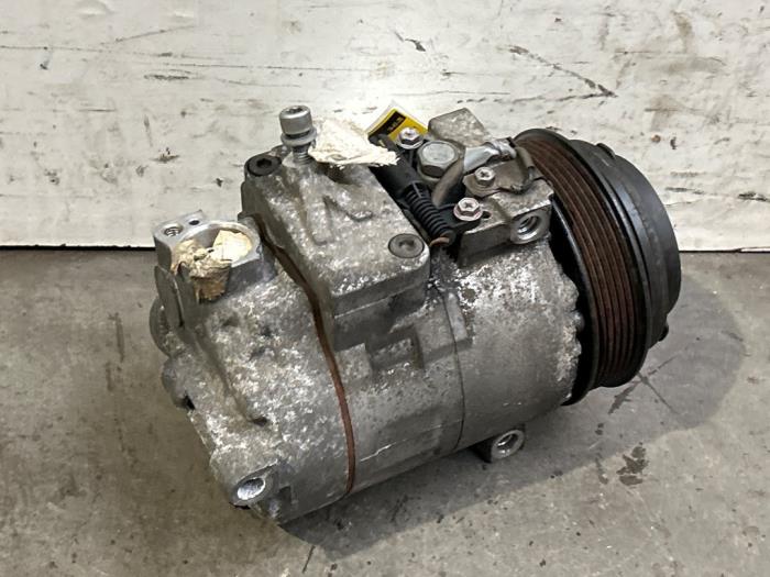 Pompe clim Mercedes SLK