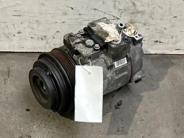 Pompe clim Mercedes SLK